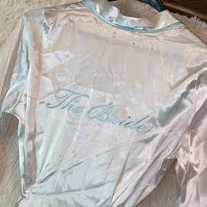 The Bride’s Robe 💒